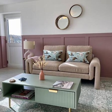 Lighthouse Cottage With Hottub Aberdeen Bagian luar foto
