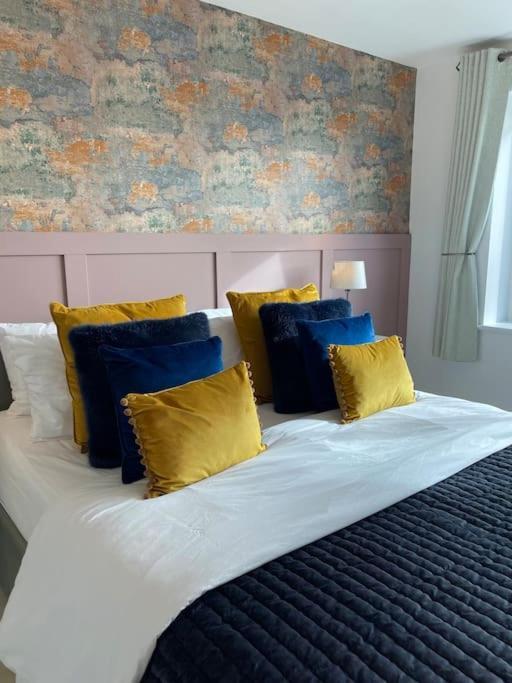 Lighthouse Cottage With Hottub Aberdeen Bagian luar foto